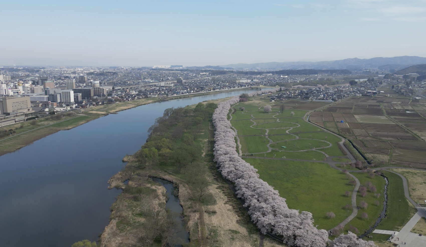 北上 展 勝地